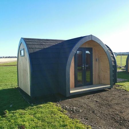 Отель Camping Pods, Seaview Holiday Park Уитстабл Экстерьер фото